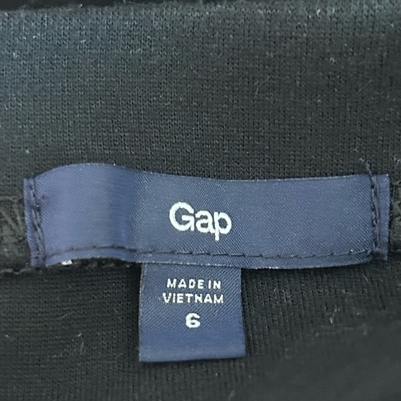 GAP PENCIL SKIRT WITH ZIPPER - Picture 2 of 2